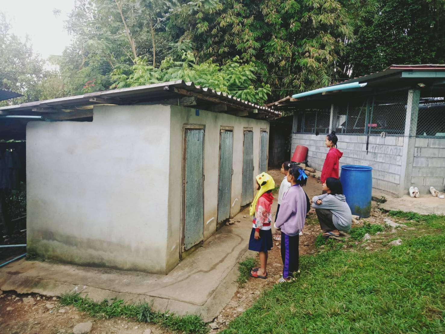Children do not have enough clean toilets.