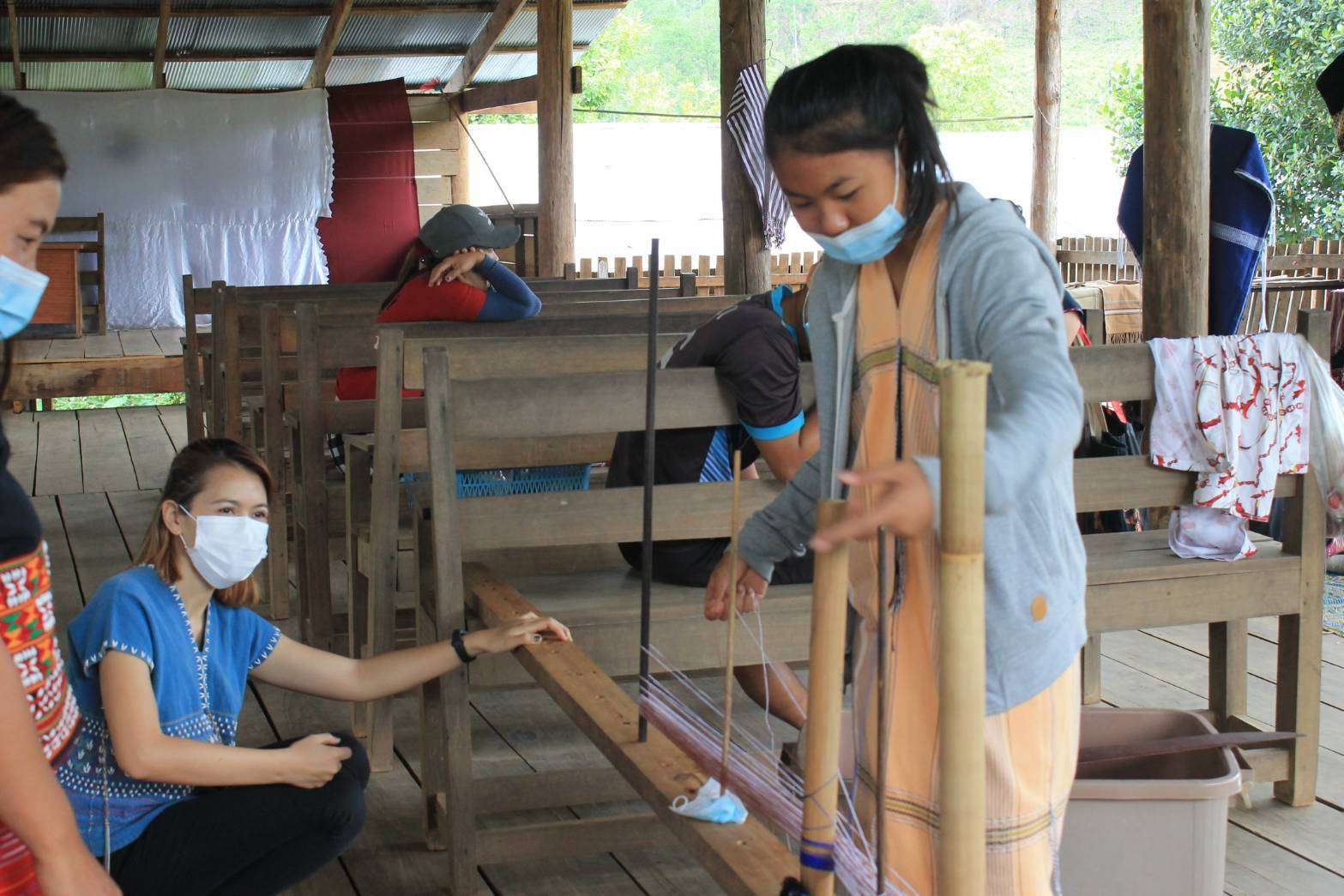 Children and youth learn from the local expert