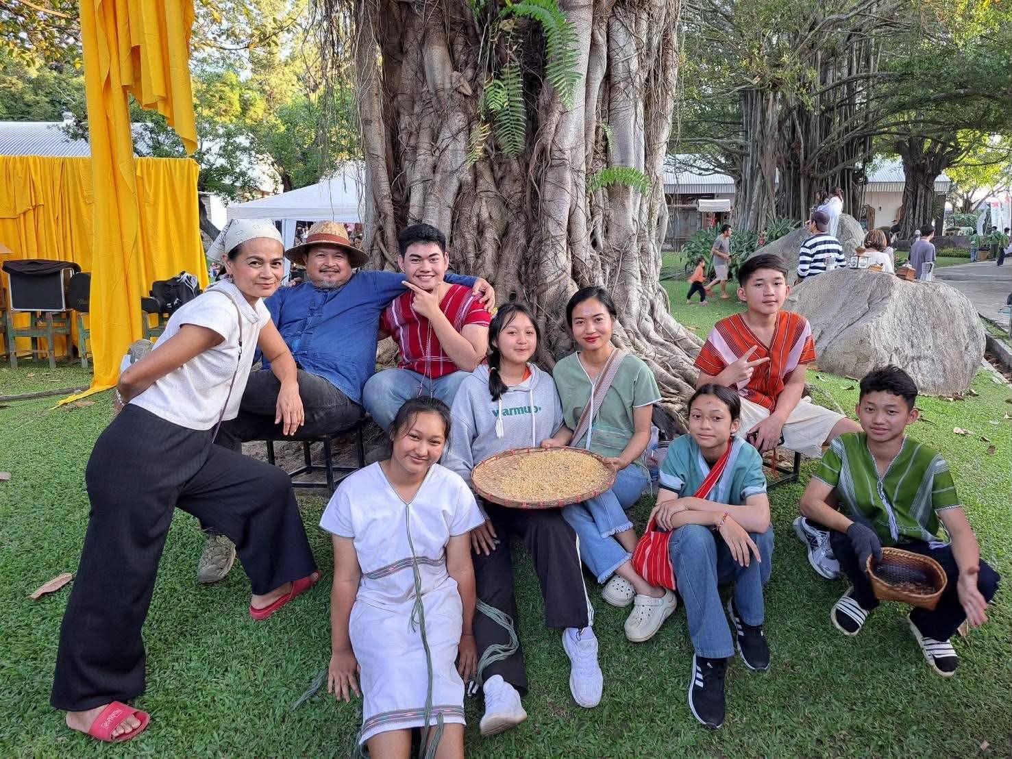 The children went on a field trip to learn about coffee from experts.