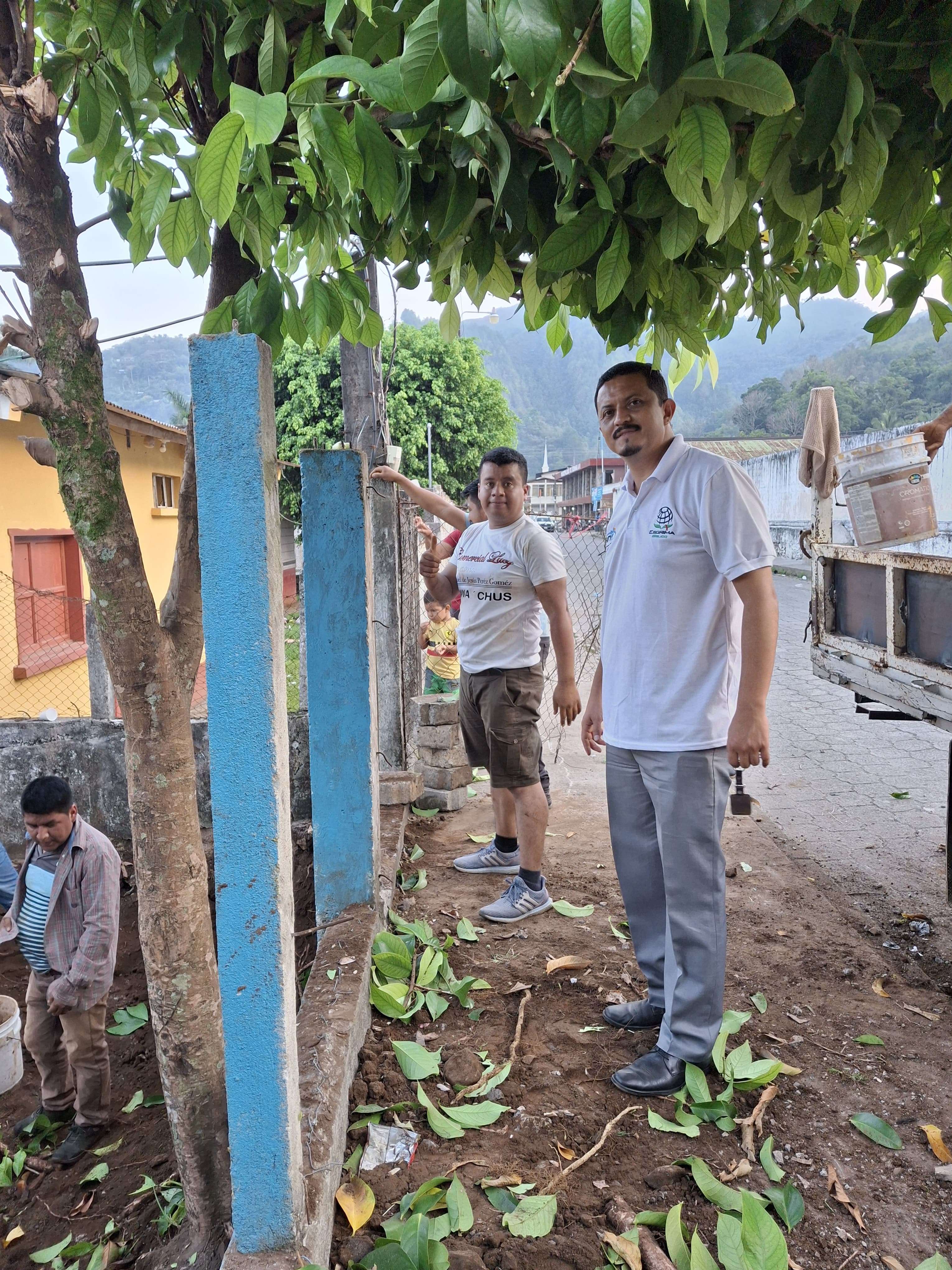 Construction of an office for CDI administrative volunteers.