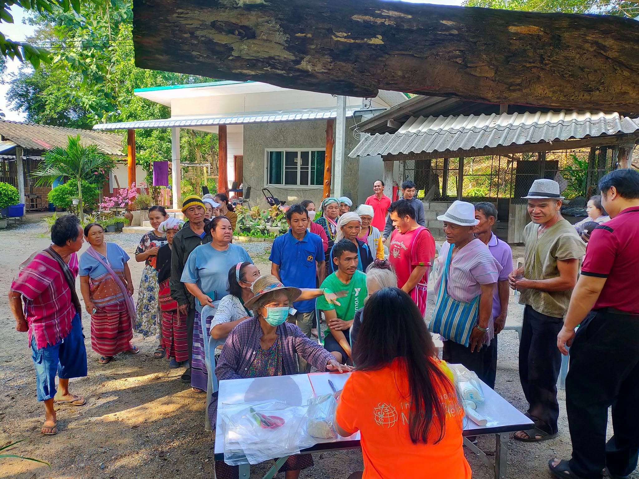 The community gathers to receive health services at the event organized by the youth church, bringing accessible healthcare and wellness support to local residents.