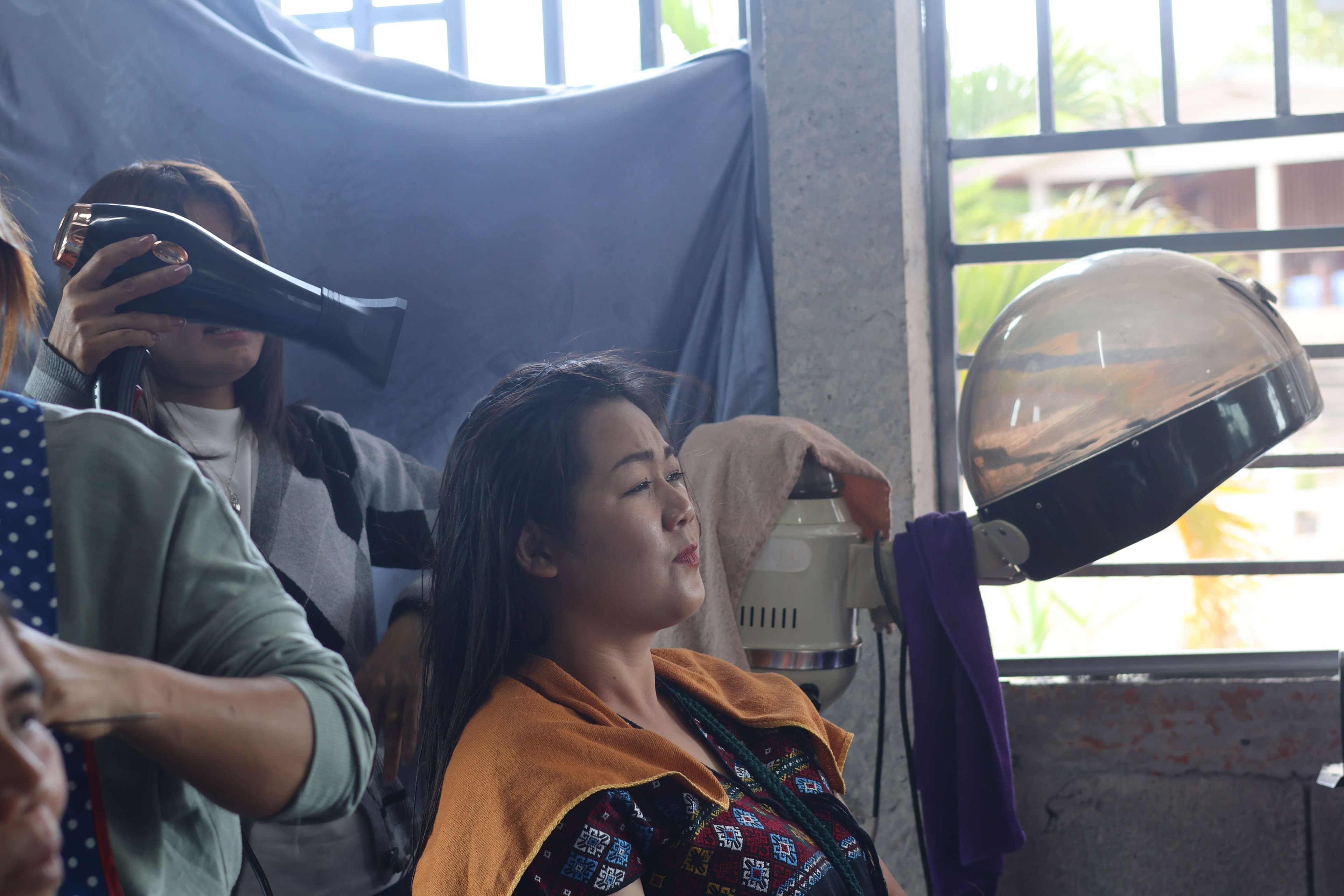 Beauty Profession Training to Keep Families Together