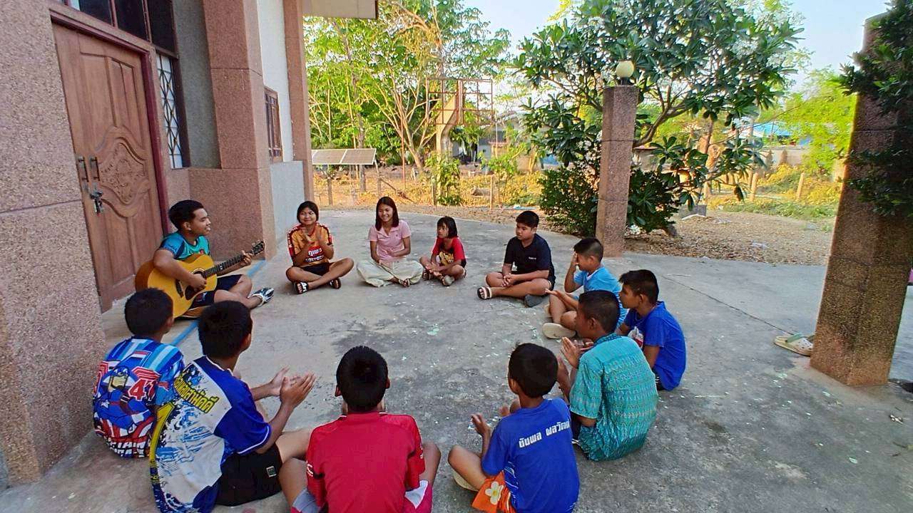All kids are happy and enjoy these music classes