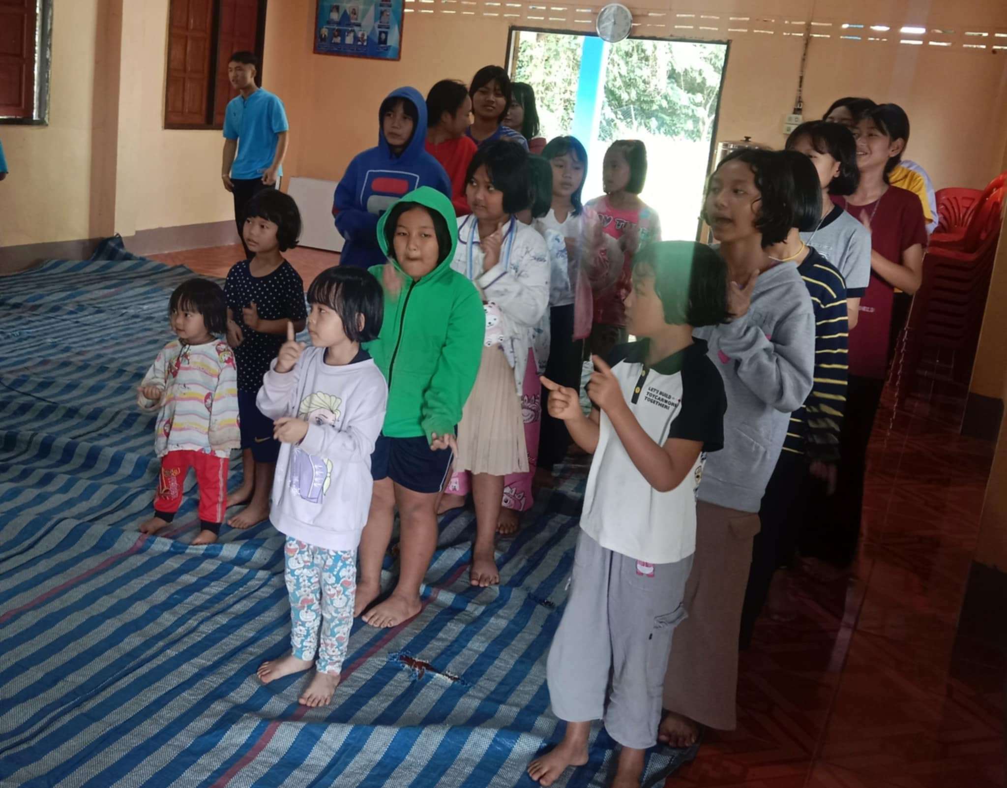 Children enjoy activities without electricity, showcasing their creativity and resourcefulness!"