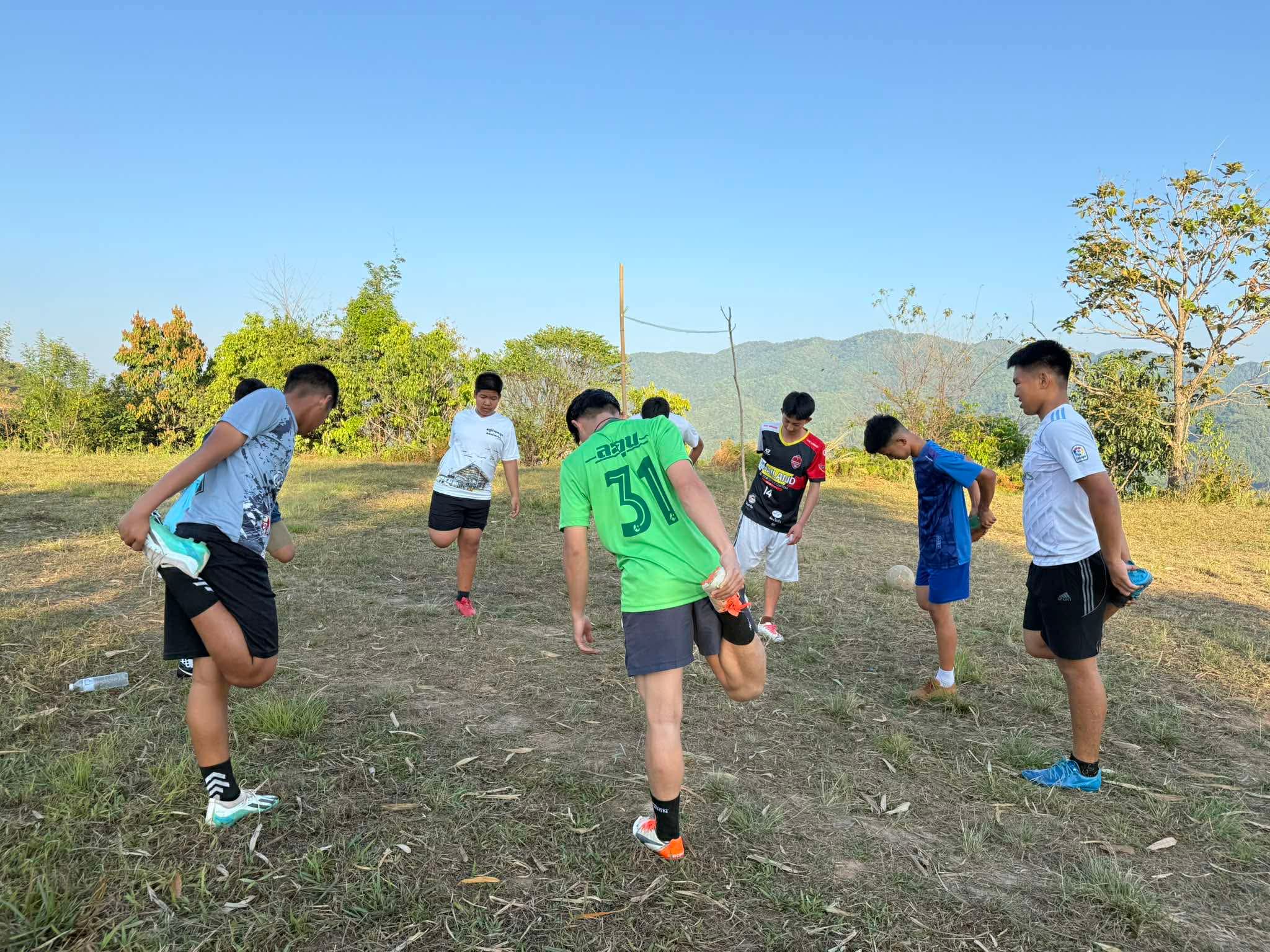 To warm up athletes’ bodies before practicing their skills, 