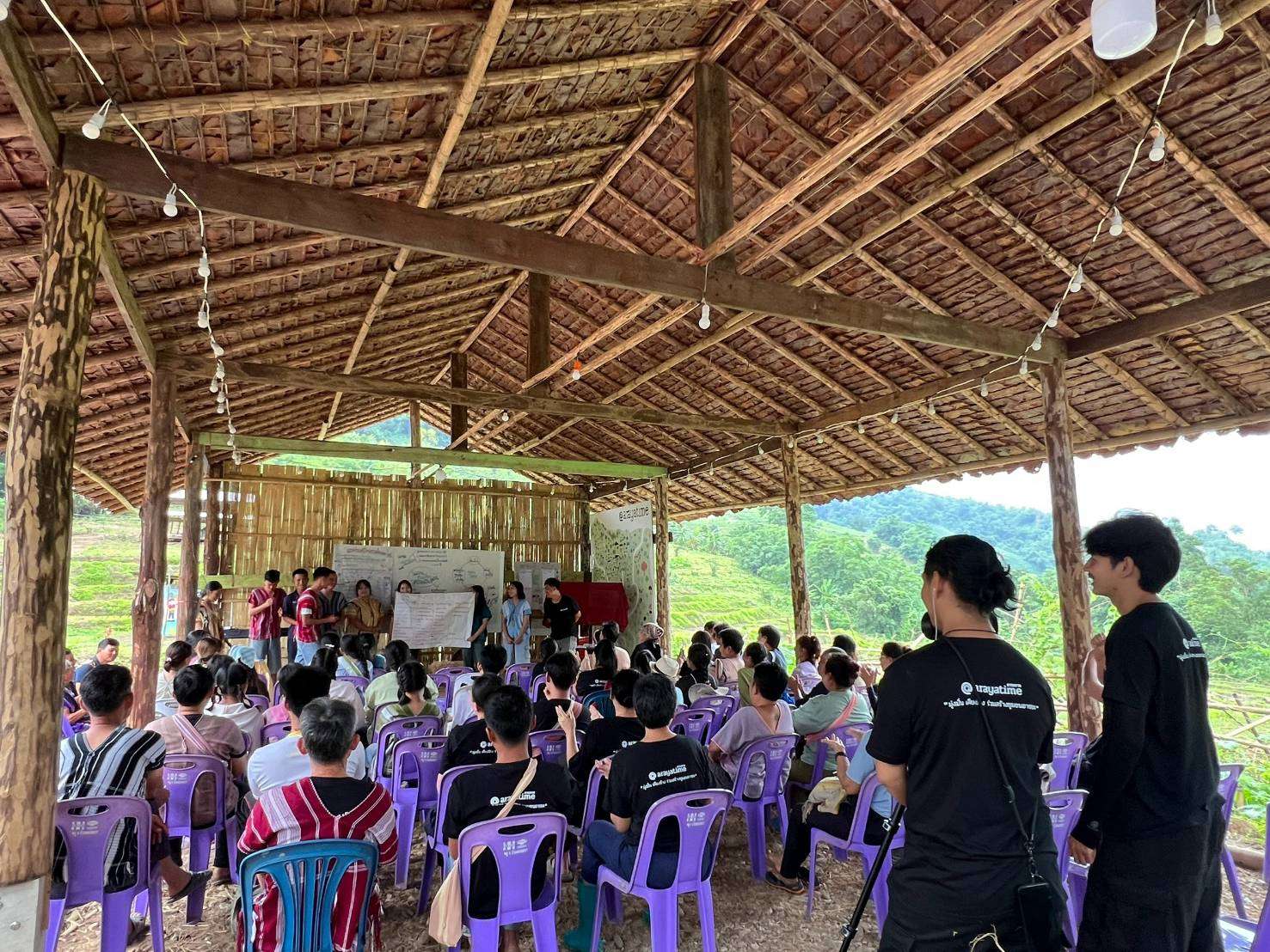 The youths went up to present their ideas as groups.