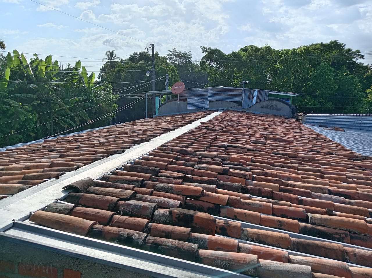 Temporary tile roof, avoid leaks