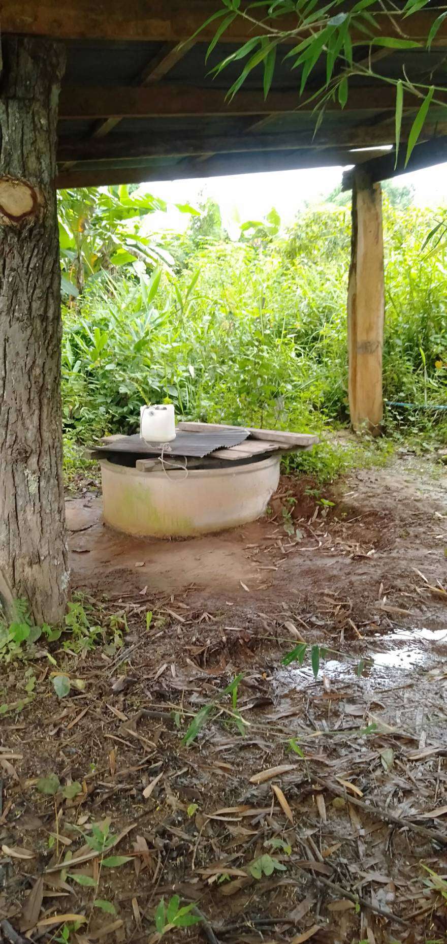 The condition of the well where children come to drink is not filtered.