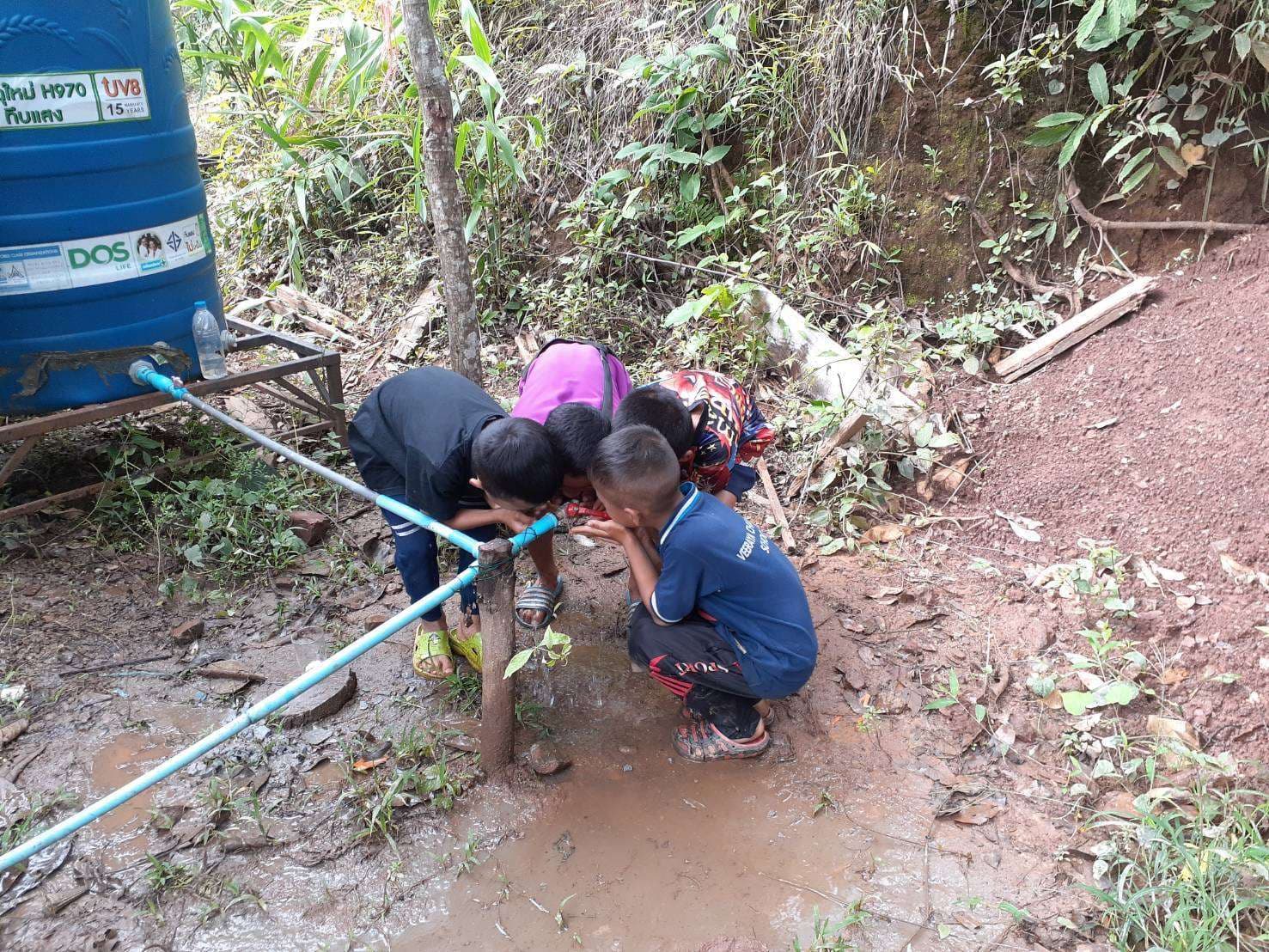 The children drink water that has not been filtered.