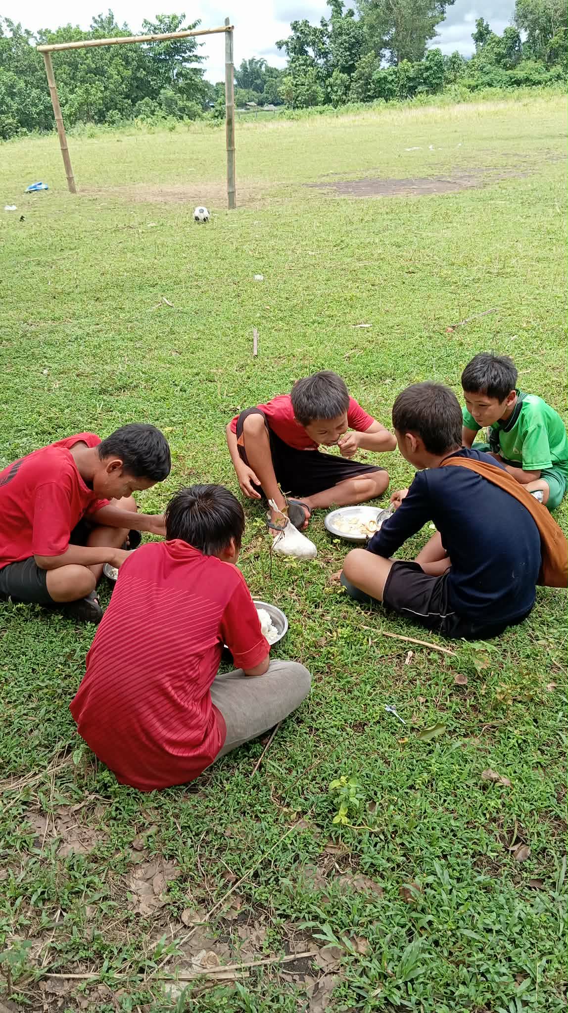 We eat our meals around the school.