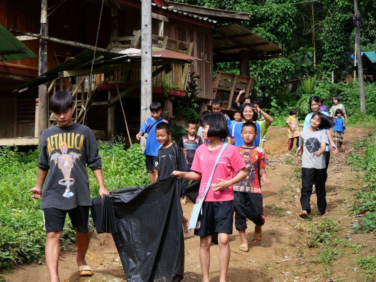 Youth energy develops clean areas